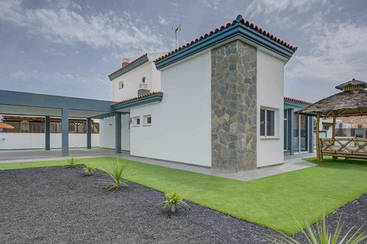 La Oliva Dreams Luxury Villa Exterior photo